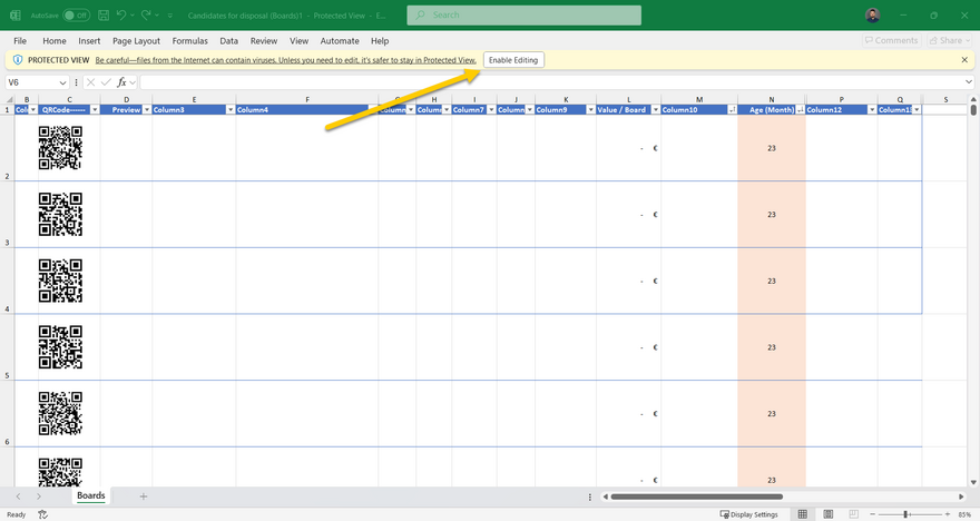 Confirm the safety instructions in Excel by clicking on the "Enable editing" and "Enable content" buttons.